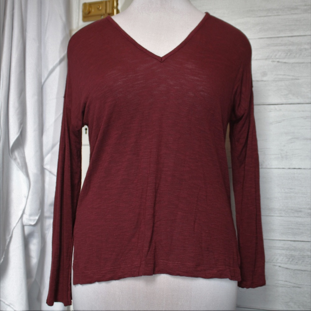 Madewell V Neck High Low Long Sleeve Burgundy Top